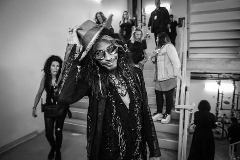 Steven Tyler’s Shocking Vocal Injury: His Final Bow & 5 Powerful Lessons for Singers Steven tyler vocal injury